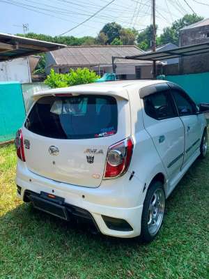 Jual bekas Daihatsu Ayla Matic 2013Siap Pakai,lokasi di Jakarta Timur