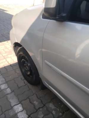 Jual bekas Daihatsu Xenia warna silver,lokasi di Surabaya Kota