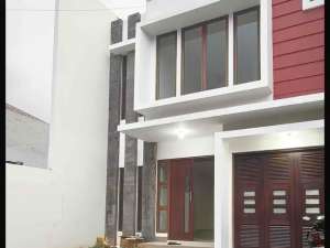 Di jual rumah billymoon 2 lantai luas 200 m2 3 kamar tidur parkir 2 mobil jalan lebar ada halaman belakang full bata merah dekat toll Becakayu dan kalimalang di Komplek billy moon Duren Sawit Jakarta Timur lokasi di Jakarta Timur, tersedia melalui melalui situs Olx