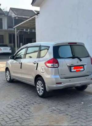Jual bekas Dicari Ertiga GX 2013 MT,lokasi di Jakarta Selatan