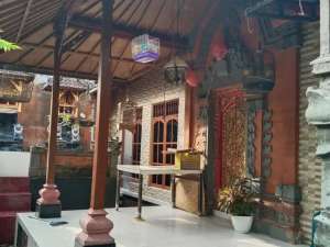 Dijual cepat rumah lantai 2 minimalis perpaduan bali - batubulan - Bali lokasi di Denpasar Kota, tersedia melalui melalui situs Olx
