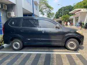 Jual bekas Dijual Daihatsu Xenia 2011,lokasi di Jakarta Timur