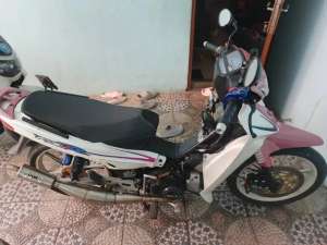 Jual bekas Dijual motor kesayangan F1ZR,lokasi di Jakarta Timur