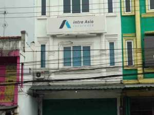 Dijual Ruko 3 Lantai,Luas Tanah 119 m Luas Bangunan Totaal 254 mLebar bangunan 6,25m panjang 13,5 m harga Rp.2 M. Daya 10.500VOLT3 pasha lokasi di Serang Kota, tersedia melalui melalui situs Olx