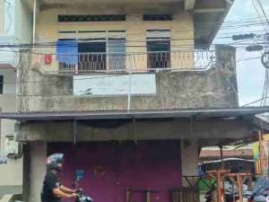 DIJUAL RUMAH 4 LANTAI KOTA MAKASSAR TINUMBU lokasi di Makassar Kota, tersedia melalui melalui situs Olx