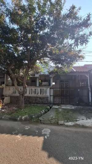 Dijual Rumah Bagus Di Cluster Kawasan Graha Raya Bintaro lokasi di Jakarta Selatan, tersedia melalui melalui situs Olx