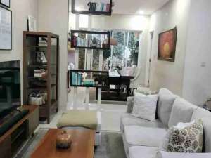 Dijual Rumah Cluster Australia di Greenlake City Tangerng lokasi di Tangerang Kota, tersedia melalui melalui situs Olx