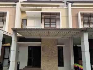 DIJUAL RUMAH CLUSTER BURGUNDY SUMMARECON BEKASI lokasi di Bekasi Kab., tersedia melalui melalui situs Olx