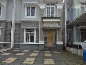 DIJUAL RUMAH CLUSTER MENNAGIO VILLAGE GADING SERPONG lokasi di Tangerang Kota, tersedia melalui melalui situs Olx