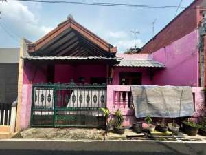 Dijual Rumah dekat Samsat Depok 2 Tengah perumnas lokasi di Depok Kota, tersedia melalui melalui situs Olx