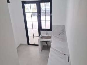 Dijual Rumah Di Bintaro Sektor 3 Brand New Ada Kolam Renang lokasi di Jakarta Selatan, tersedia melalui melalui situs Olx