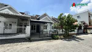 DIJUAL RUMAH DI KOMPLEK CEMARA ASRI MEDAN lokasi di Medan Kota, tersedia melalui melalui situs Olx