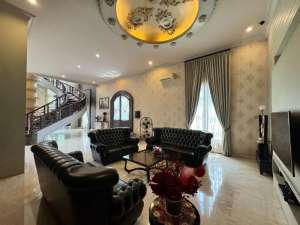 DIJUAL RUMAH DI KOMPLEK CEMARA ASRI MEDAN lokasi di Medan Kota, tersedia melalui melalui situs Olx