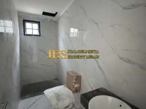 Dijual Rumah Hook di Komplek Jewel Garden Medan Jalan Meteorologi lokasi di Medan Kota, tersedia melalui melalui situs Olx