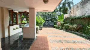 Dijual Rumah Kokoh Siap Huni Strategis Di Menteng Jakarta Pusat lokasi di Jakarta Pusat, tersedia melalui melalui situs Olx