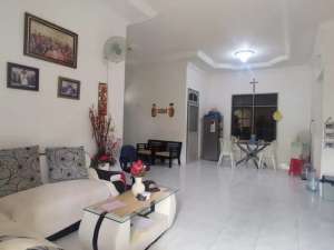 DIJUAL RUMAH KOMPLEK KEDAMAIAN PERMAI PALEMBANGLahan Sangat Luas 326m2 lokasi di Palembang Kota, tersedia melalui melalui situs Olx