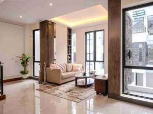 DIJUAL RUMAH MURAH CIBUBUR JAKARTA SELATAN FULL FURNISH lokasi di Tangerang Selatan Kota, tersedia melalui melalui situs Olx