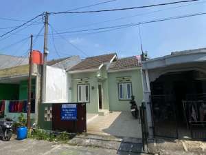 DIJUAL RUMAH MURAH DI GRAND RESIDANCE DEKAT APOTIKKLINIK,BEKASI lokasi di Bekasi Kota, tersedia melalui melalui situs Olx
