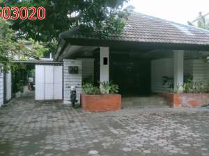 Dijual Rumah Raya Kupang Baru Mewah dkt Mayjend Sungkono HR Muhammad lokasi di Surabaya Kota, tersedia melalui melalui situs Olx