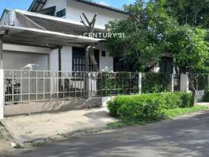 Dijual Rumah Strategis Harga Menarik Di Bintaro Sektor 2 lokasi di Tangerang Kota, tersedia melalui melalui situs Olx
