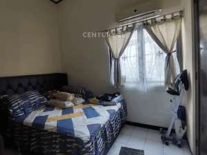 Dijual Rumah Strategis Harga Menarik Di Komplek Bintaro Permai lokasi di Jakarta Selatan, tersedia melalui melalui situs Olx