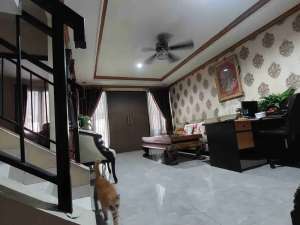 Dijual Rumah Tropikana 31 kamar tidur 2 lantai lokasi di Bekasi Kab., tersedia melalui melalui situs Olx