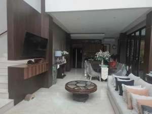 DIJUAL RUMAH VIA LELANGTOWN HOUSE LEMBAH AMPERA JAKARTA SELATAN lokasi di Jakarta Selatan, tersedia melalui melalui situs Olx