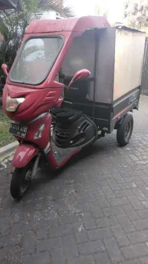 Jual bekas Dijual TOSSA PICO manual ada kanopi anti hujan angin panas,lokasi di Malang Kota