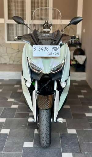 Jual bekas DIJUAL XMAX old 2018 PUTIH - SIAP TOURINGHARIAN,lokasi di Bogor Kota