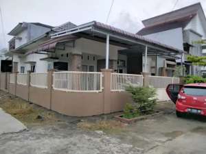 Dikontrakan Rumah dengan perabot lokasi di Padang Kota, tersedia melalui melalui situs Olx