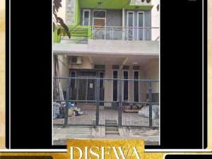 DISEWA RUMAH 3 LANTAIFULL FURNISH.4 KAMAR TIDUR , DI CITRA GARDEN 3 CENGKARENG JAKARTA BARAT lokasi di Jakarta Barat, tersedia melalui melalui situs Olx