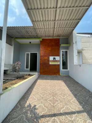 DISEWAKAN RUMAH BARAT SURABAYA lokasi di Gresik Kab., tersedia melalui melalui situs Olx