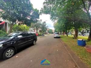 Disewakan Rumah Nyaman Terawat Cluster Favourite Legenda Wisata Cibubur lokasi di Bogor Kab., tersedia melalui melalui situs Olx