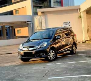 Jual bekas DP 5 jtHonda Mobilio E Prestige AT 20142015,lokasi di Bekasi Kota