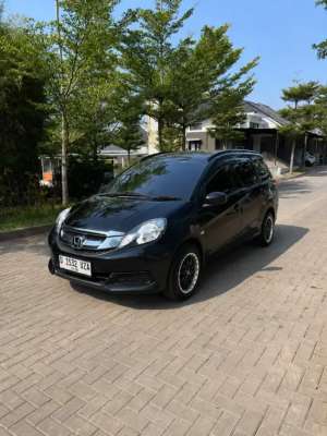 Jual bekas DP 5 JTMOBILIO S 2014 MANUAL,lokasi di Bandung Kab.