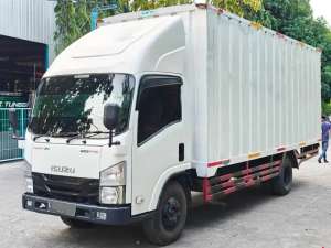 Jual bekas Euro2 30Kubik Isuzu ELF 6 roda 2021 125 PS Box Besi Giga NMR 71L Long,lokasi di Surabaya Kota