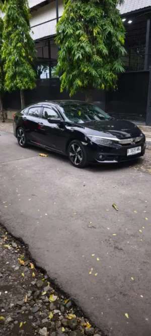 Jual bekas For sale Honda Civic Turbo ES 2017 AT,lokasi di Cirebon Kota