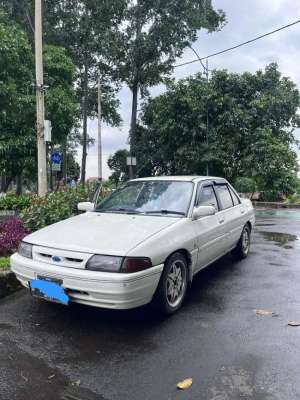 Jual bekas Ford laser 1992 Bensin,lokasi di Jakarta Timur