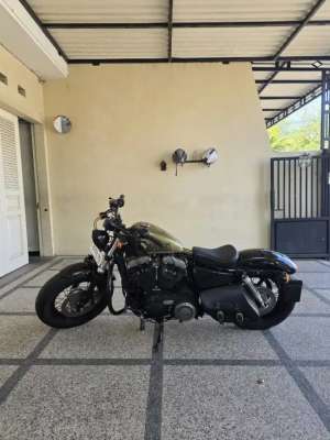 Jual bekas Harley Davidson Sportster 1200,lokasi di Surabaya Kota