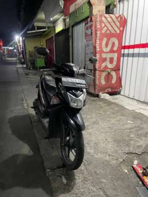 Jual bekas Honda beat fi 2016,lokasi di Bekasi Kota