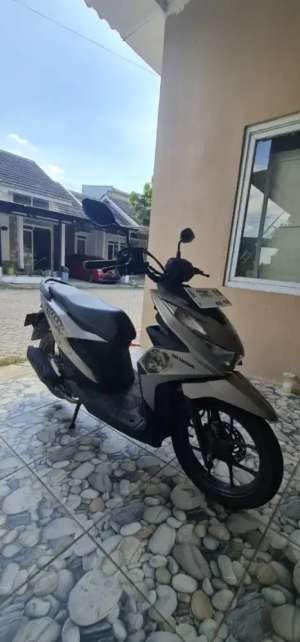 Jual bekas HONDA BEAT STREET 2023,lokasi di Semarang Kota