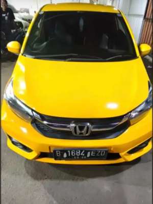 Jual bekas Honda Brio E AT Matic 2021,lokasi di Tangerang Kota