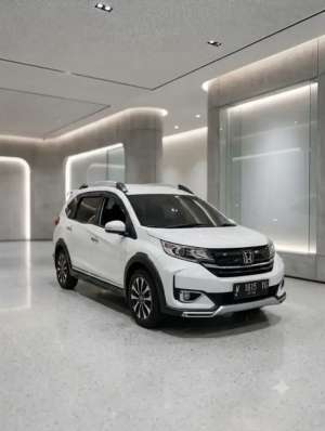 Jual bekas Honda brv prestige matic 2021,lokasi di Surabaya Kota