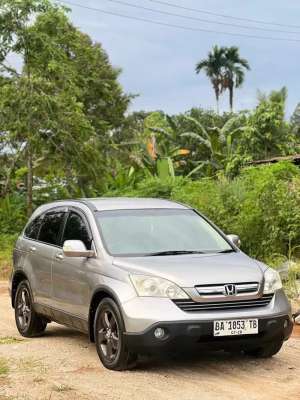 Jual bekas Honda CRV manual 2.0 tahun 2007 mulus,lokasi di Padang Kota