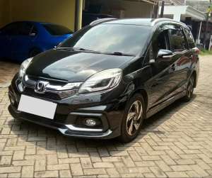 Jual bekas Honda Mobilio 1.5 RS CVT 2014 Matic - Hitam Mutiara, KM 80rb.,lokasi di Depok Kota