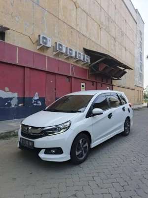 Jual bekas Honda Mobilio E CVT 2021,lokasi di Tangerang Kota