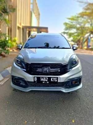 Jual bekas Honda Mobilio RS CVT 2015 Silver,lokasi di Bekasi Kota