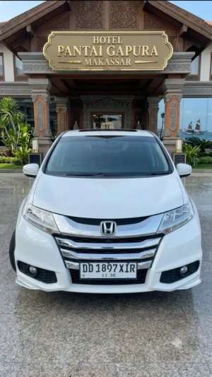 Jual bekas Honda Odyssey E cvt 2,4,lokasi di Makassar Kota