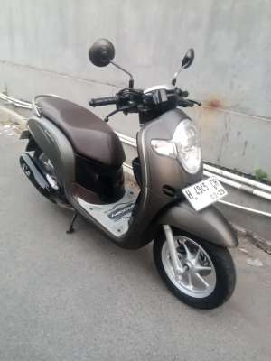 Jual bekas Honda Scoopy 2019 Abu2matebrown,lokasi di Semarang Kota
