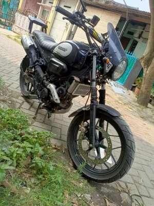 Jual bekas Honda Sonic 150 custom Scrambler,lokasi di Tangerang Kab.